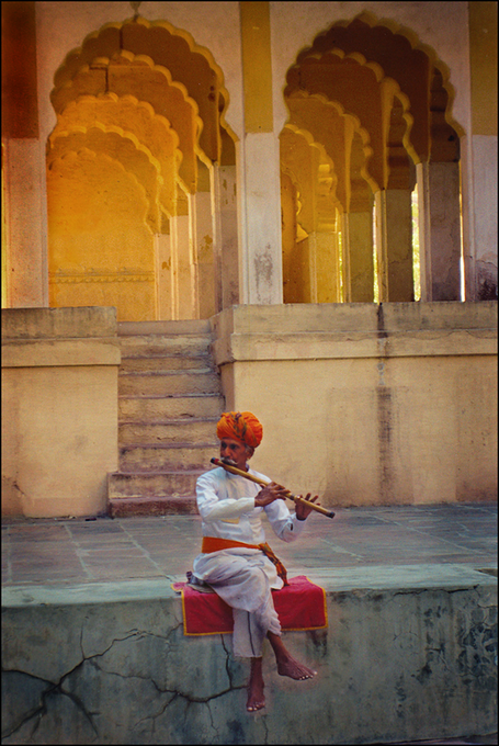 AgraFlutist 2